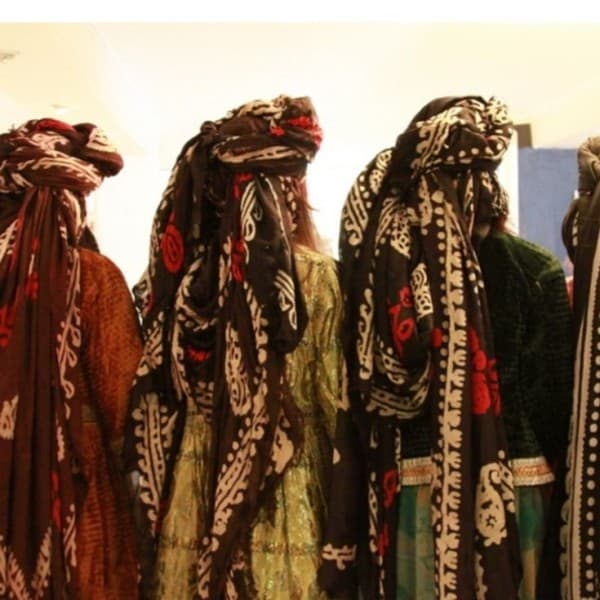 روسری گلونی ابریشمی - تصویر 7