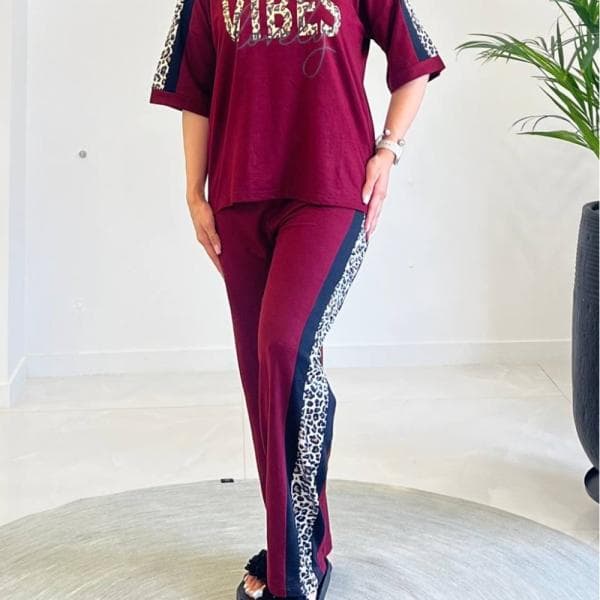 ست زنانه طرح vibes کد 10825 - تصویر 1