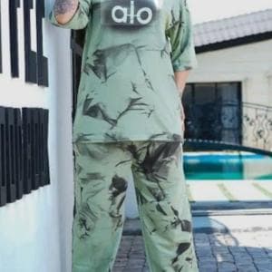 ست تیشرت شلوار پیستولری