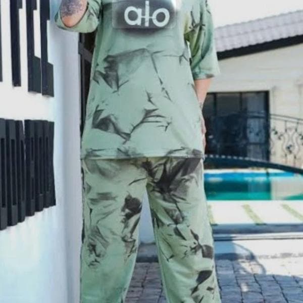 ست تیشرت شلوار پیستولری - تصویر 1