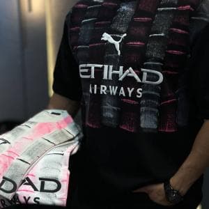 تی‌شرت باکسی پارچه دو نخ گرم بالا