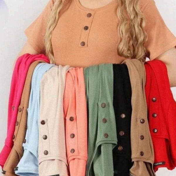 تیشرت آستین کتی ۳ دکمه قواره دار - تصویر 1