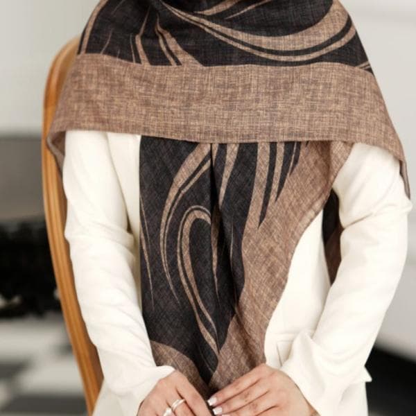 روسری نخی طرح مواج دوردوخت منگوله دار کد 20335 - تصویر 1