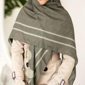 روسری نخی دوردوخت منگوله دار