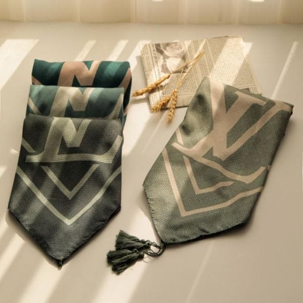 روسری نخی دوردوخت منگوله دار - تصویر 3