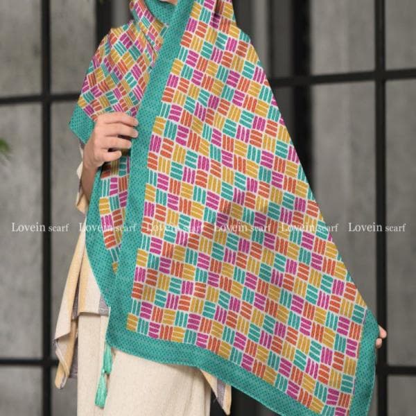 شال نخی وال دخترانه برند لاوین