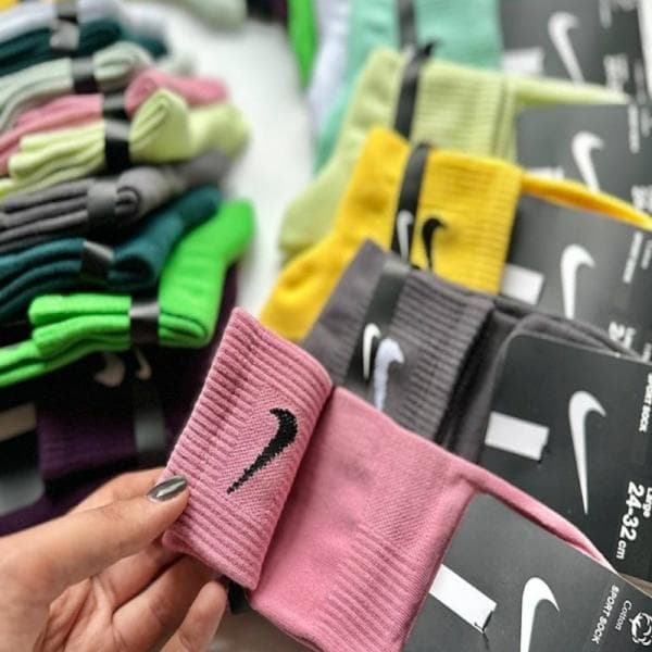 جوراب نیم ساق نایکی - تصویر 1