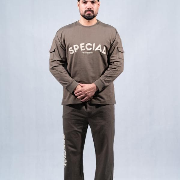 ست آستین بلند و شلوار اورسایز سبز فرمی برند SPECIAL پارچه دورس دو نخ لاکرا در سایزبندی - تصویر 3