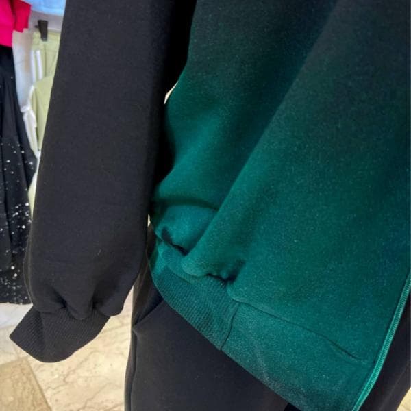 ست سه تیکه تاپ و سویشرت و شلوار - تصویر 3