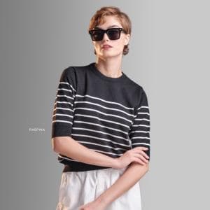 بلوز یقه گرد استین سه ربع کد 1079